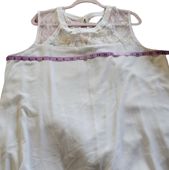 Ashley Stewart Size 18/20W color:white - Picture 2 of 6